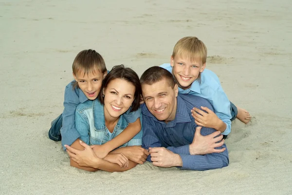 Funny family of four — Stock Photo, Image