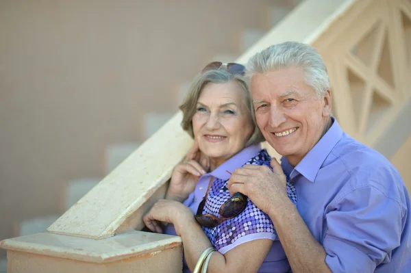 Amusing old couple — Stock Photo, Image