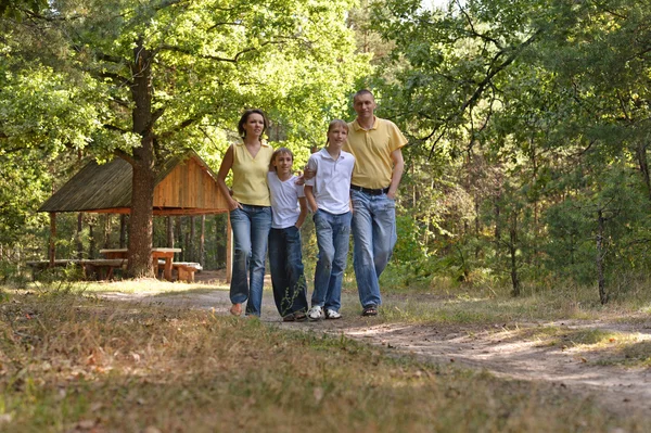Family together in park — Stock Photo, Image