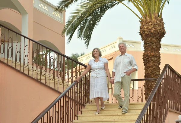 Senior couple on vacation — Stock Photo, Image