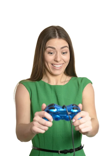 Женщина играет в видеоигру с джойстиком — стоковое фото