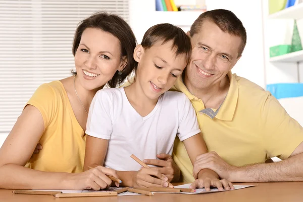 Famiglia disegno insieme — Foto Stock