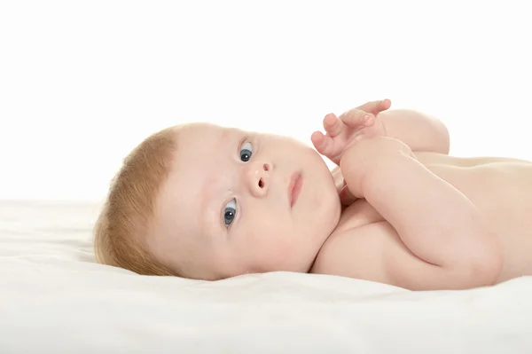 Adorable bebé niño en manta — Foto de Stock