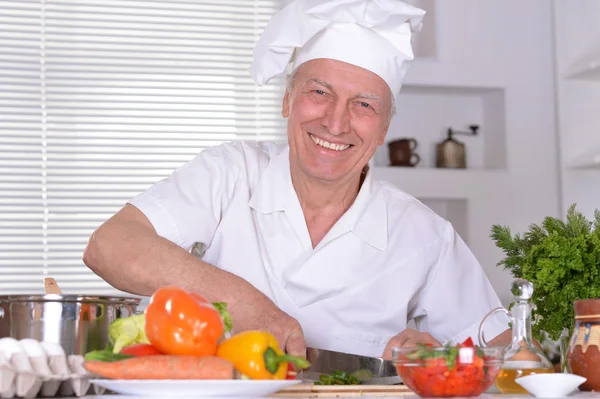 Anciano hombre chef —  Fotos de Stock