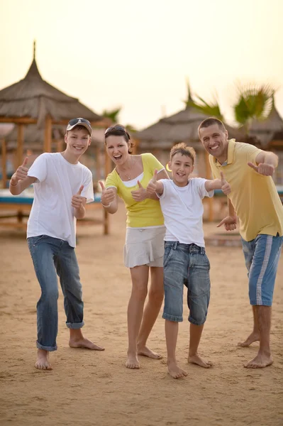 Familie plezier op vakantie — Stockfoto