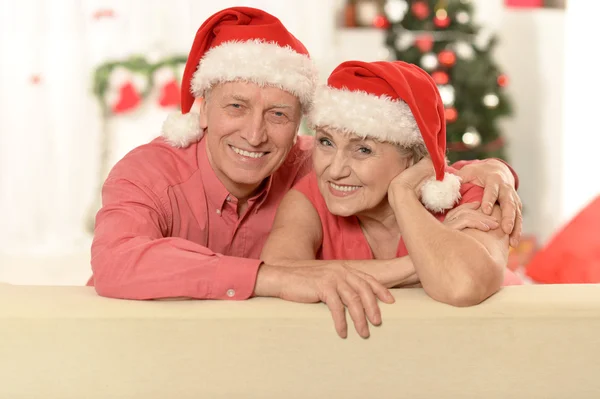 Casal velho divertido no Natal — Fotografia de Stock