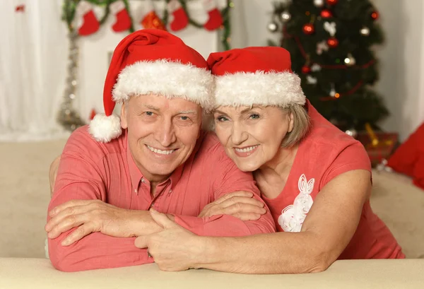 오래 된 부부는 크리스마스 — 스톡 사진