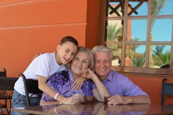 Happy family at breakfast — Stock Photo, Image