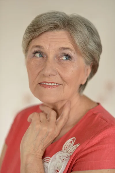 Thoughtful elderly woman — Stock Photo, Image