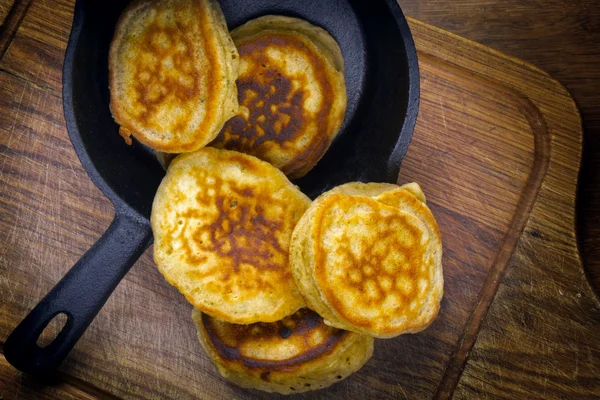 Pancakes iron pan — Stock Photo, Image