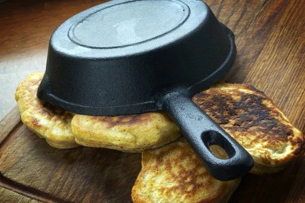 Pancakes iron pan — Stock Photo, Image