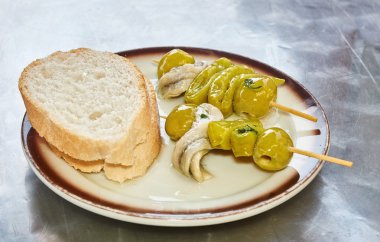 Zeytin pintxo