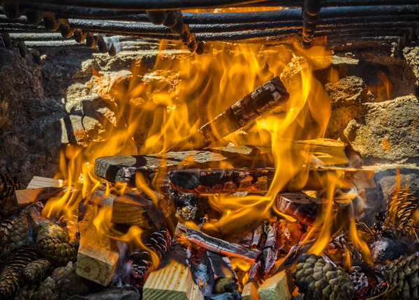 Grillflammen — Stockfoto