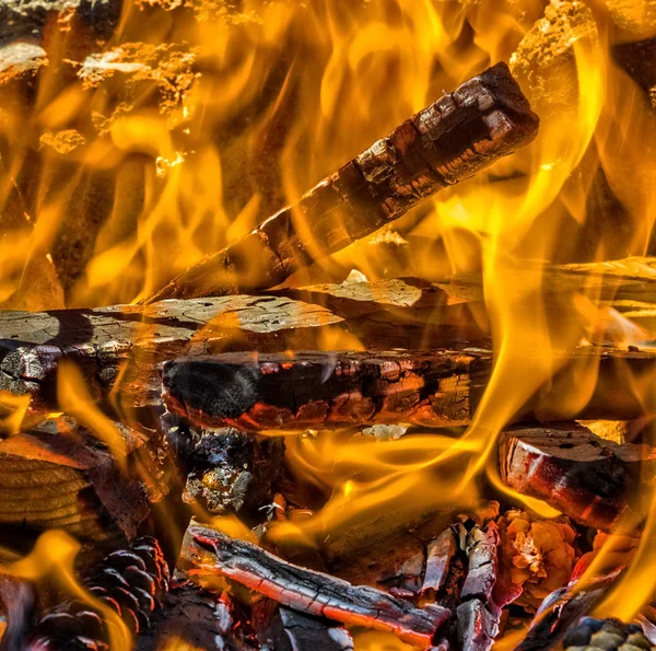 Grillflammen — Stockfoto