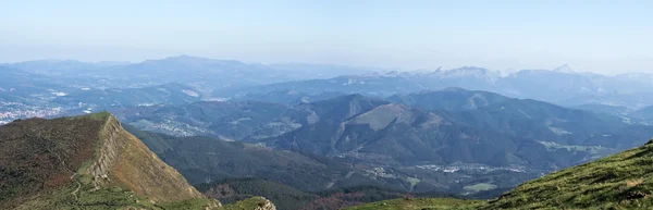 Bizkaia 산과 파노라마 보기 — 스톡 사진