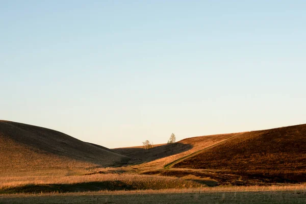 Frühlingslandschaft Ländliche Szenerie Hügel Und Felder Sonniger Tag — Stockfoto