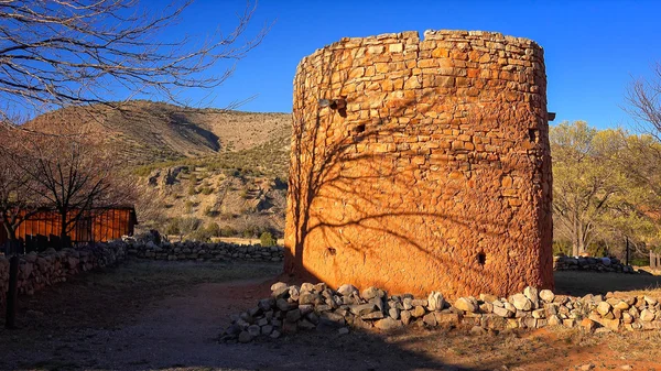 Het Fort Torreon Rock toren in de Amerikaanse staat New Mexico, en Lincoln — Stockfoto