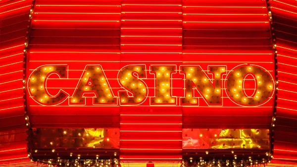 Słowo Casino w neonów - Las Vegas — Zdjęcie stockowe