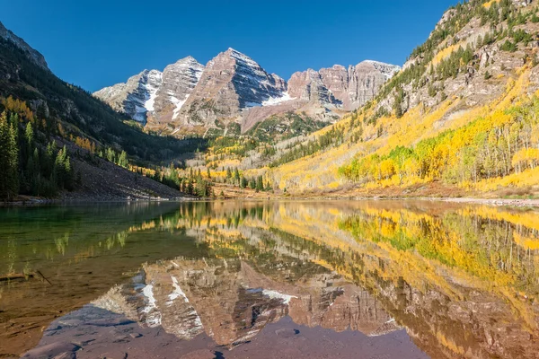 Maroon Bells in Autumn — Stock Photo, Image