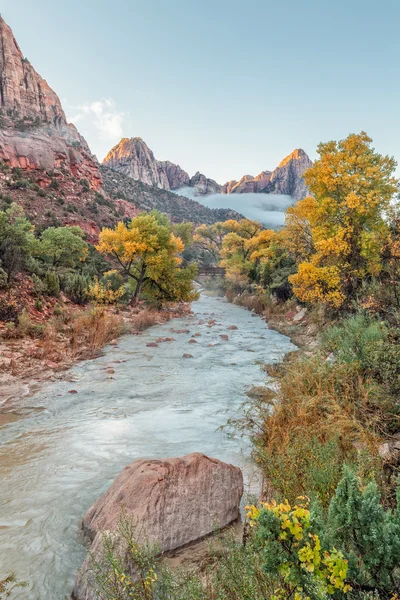 Sunrise at the Watchman in Fall — Stock Photo, Image