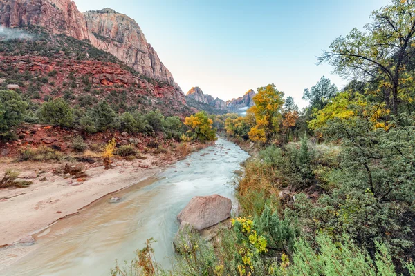 Sunrise at the Watchman in Fall — Stock Photo, Image