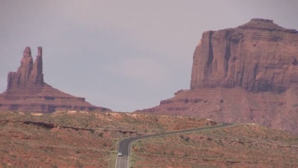 Шосе, що веде до Monument Valley — стокове відео