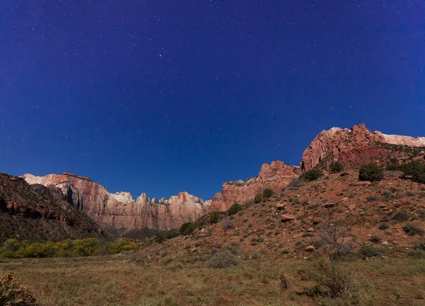 Parque Nacional de Zion noche Paisaje — Foto de Stock