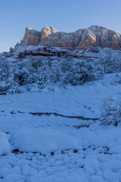 Paisaje Cubierto Nieve Las Rocas Rojas Sedona Arizona Invierno —  Fotos de Stock