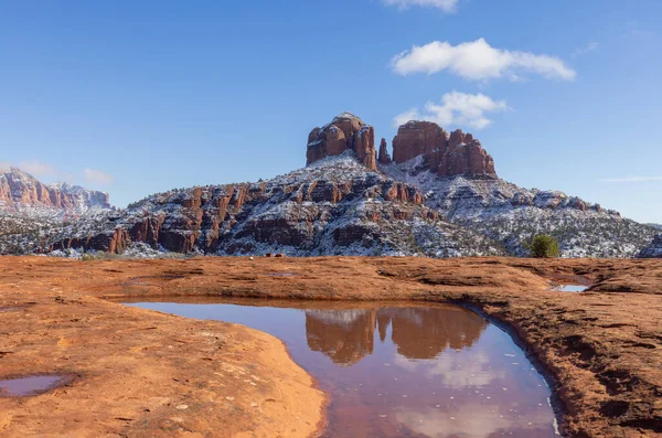 Paisaje Reflexión Escénica Roca Catdral Sedona Arizona Invierno —  Fotos de Stock
