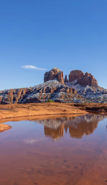 Paesaggio Scenografico Riflesso Roccia Catdrale Sedona Arizona Inverno — Foto Stock