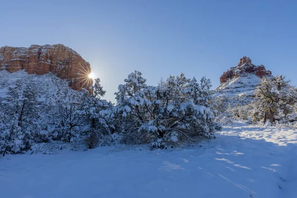 Uma Paisagem Coberta Neve Cênica Sedona Arizona Inverno — Fotografia de Stock