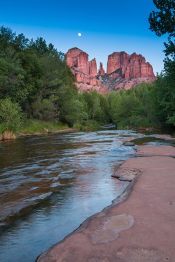Katedral rock moonrise yansıma