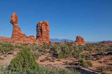 Ayın yükselişine dengeli Rock üzerinde