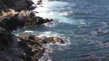 Big Sur California sahil şeridi