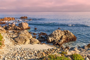 Big Sur California sahil şeridi