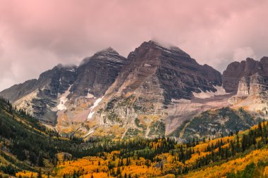 Maroon Bells in Fall