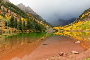 Maroon bells in Fall