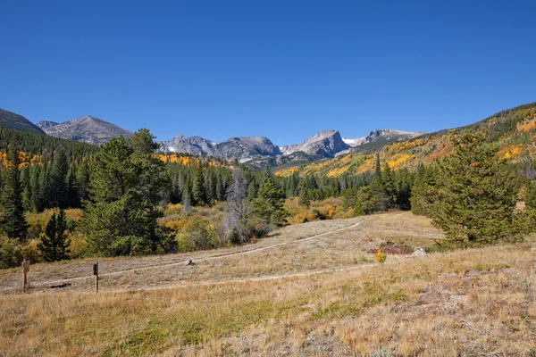 Colorado N.P skalista góra jesienią — Zdjęcie stockowe