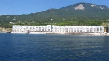 Yazın deniz kıyısında