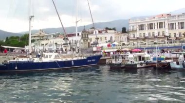 Şehirde demirleme deniz Panoraması