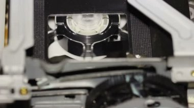 Eski videorecorder 2. Çalışma ayrıntıları büyük