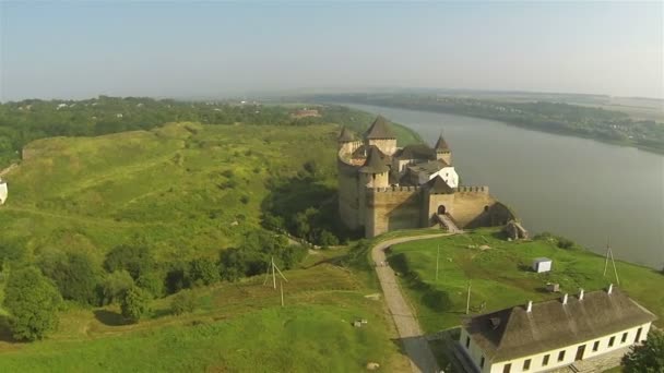 Fortress and river. Aerial shot — Stock Video