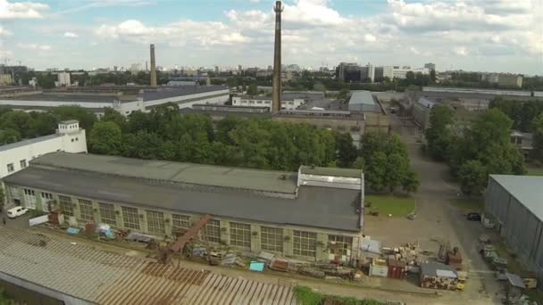 Flug über ein Industriegebiet. Antenne — Stockvideo