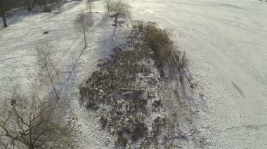 Uçuş göl donmuş kış yavaş. Hava