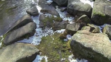 nehir taşları ile mal. Hava