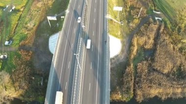 Uçuş karayolu üzerinde. Hava.