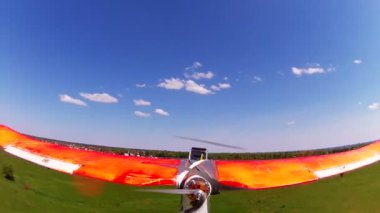 Nehir ve drone filme alan üzerinde uçan ile Pov klip