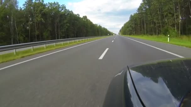 Auto op de snelweg. POV clip — Stockvideo
