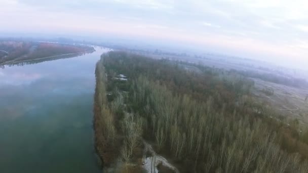 55 seconds Fly like bird  over autumn field  and river. Aerial — Stock Video