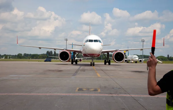 Київ Україна Червня 2020 Airplane Airbus A320 251N Air India — стокове фото